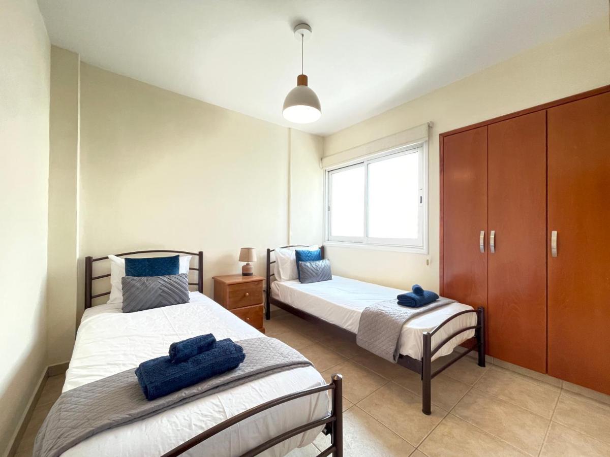 Anastasia Holiday Apartment Larnaca Extérieur photo